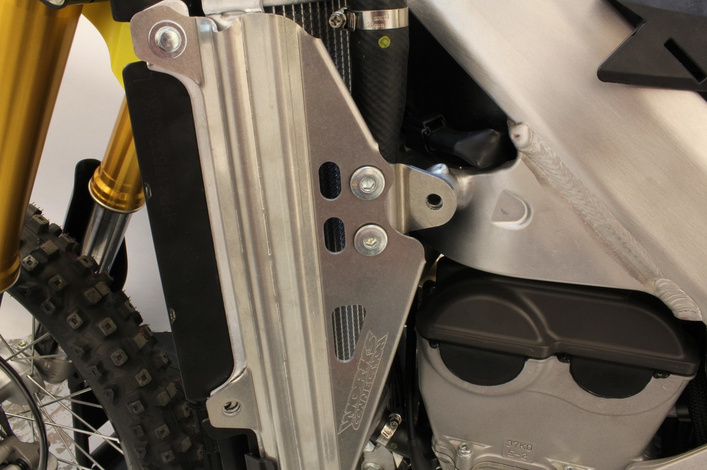 Aluminum Radiator Braces - 2018 RMZ450 - Click Image to Close