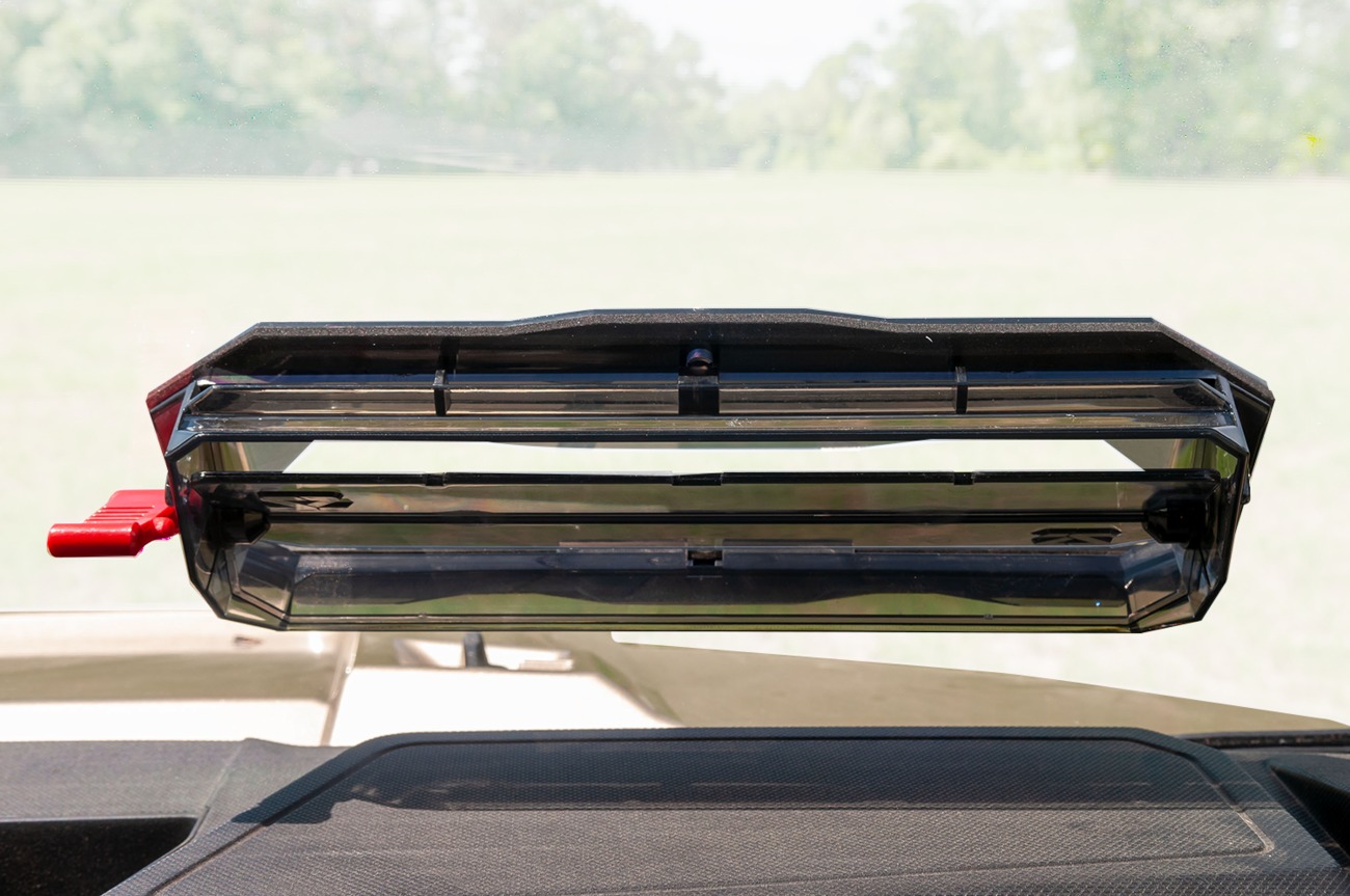 Seizmik Versa-Vent Tool-Less UV Poly Windshield Kit - Click Image to Close