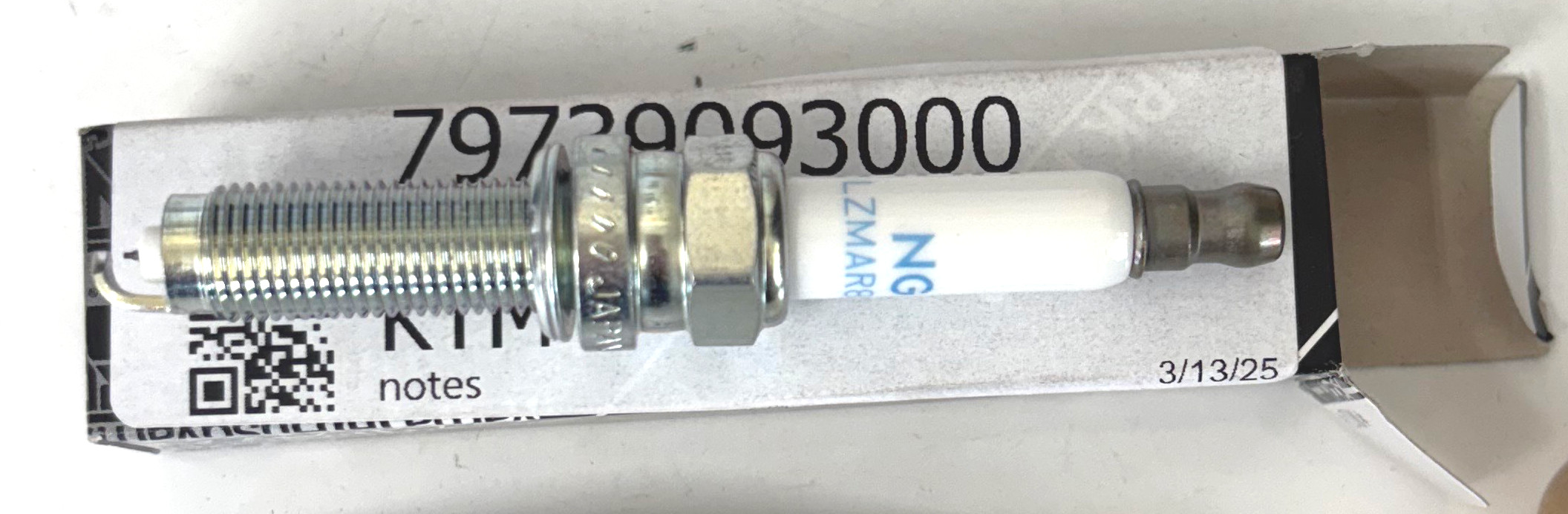 NGK LZMAR8BI-10 spark plug for 2020+ KTM 450-500 - Click Image to Close