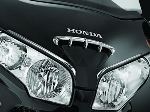 Kuryakyn Chrome Fairing Scoop Trim Fits 2001-2010 Honda GL1800