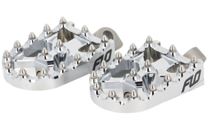 FLO Moto Style Footpeg Set Chrome 2x3.125in For Harley Davidson - Chrome moto footpegs For Harley Davidson models