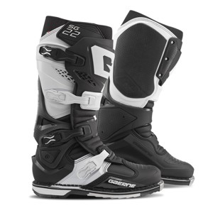 Gaerne SG22 Boot Black/White Size 8 - High-performance MX boot in size 8