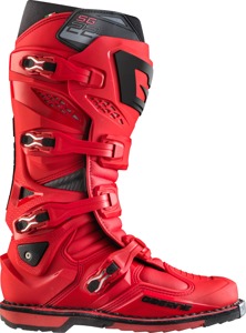 SG22 Boot Red Size 10.5